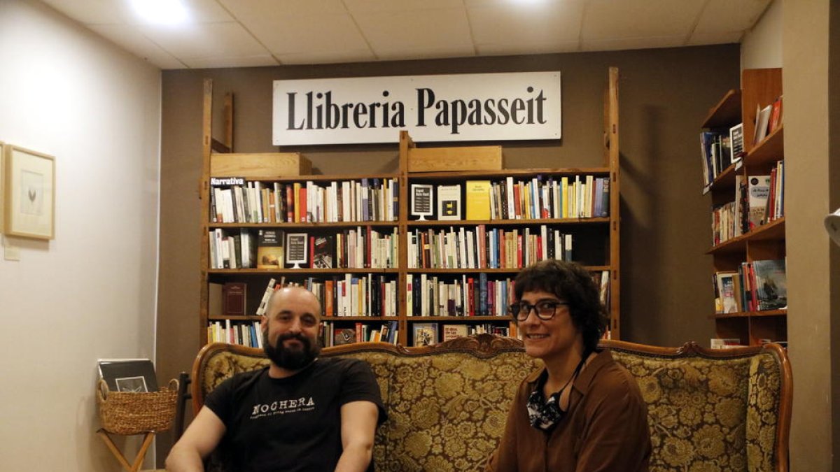 Les llibreries de segona mà busquen alternatives per no deixar perdre el Sant Jordi