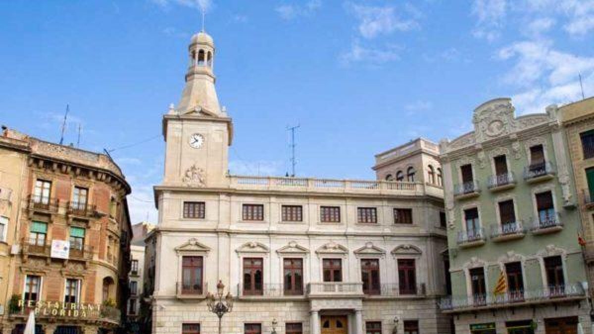 L'Ajuntament de Reus envia 41.670 missatges a la ciutadania per actualitzar el sistema de notificacions electròniques