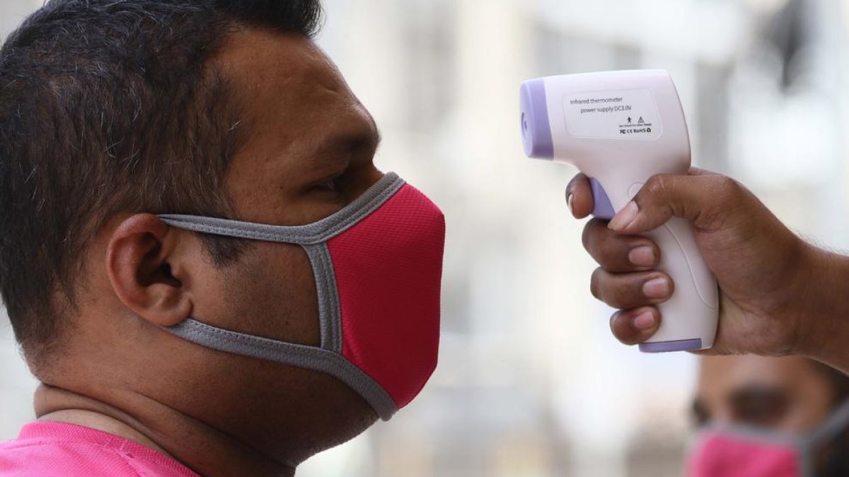 Els casos globals ascendeixen a 2,16 milions, amb 90.000 noves infeccions