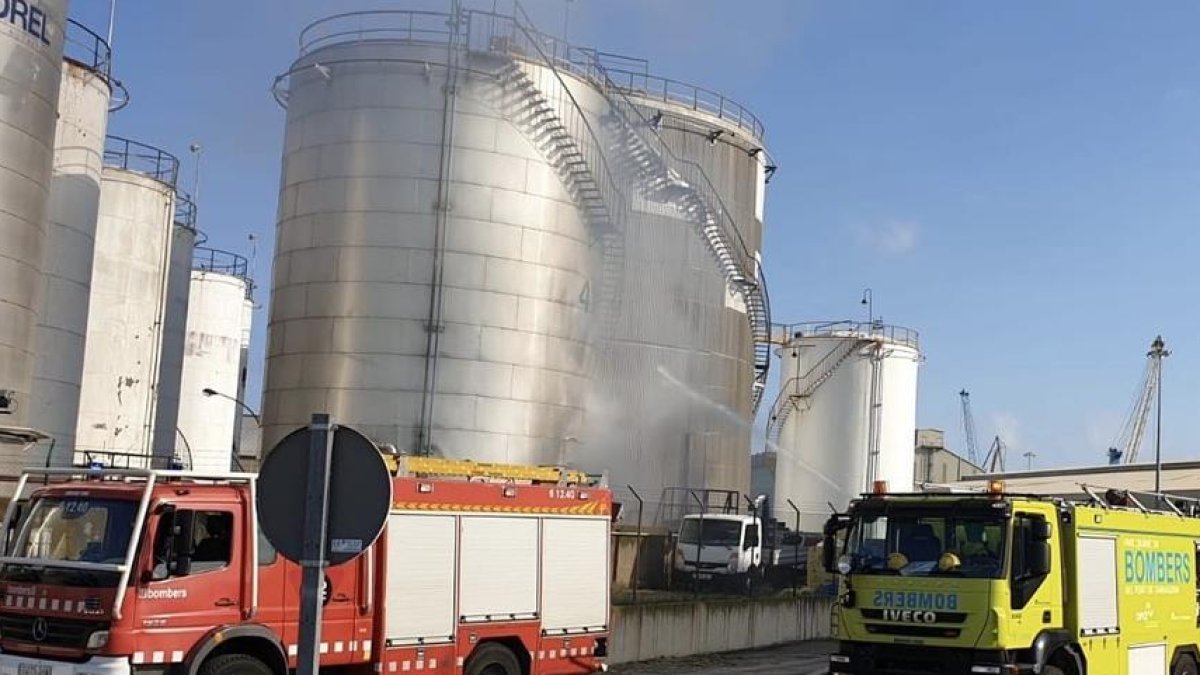 Incendio sin heridos en el Puerto de Tarragona