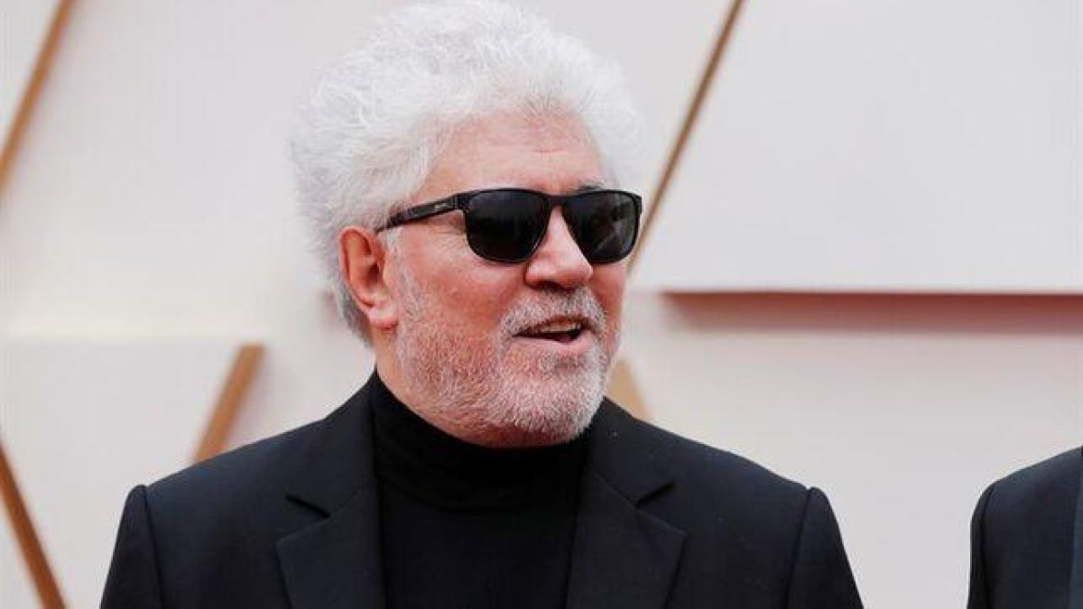 Pedro Almodóvar, Javier Cercas i Vicky Peña s'adhereixen a la crida a la unitat contra la covid-19 de Recortes Cero