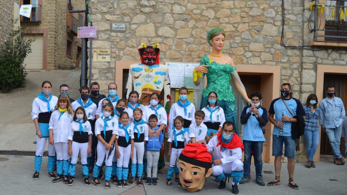 Capafonts estrena ball de bastons