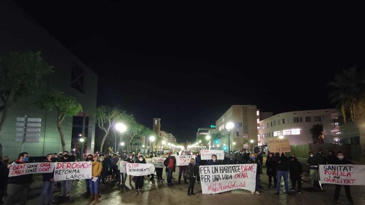 Manifestación en Tarragona contra el toque de queda y a favor de la «libertad de movilidad»