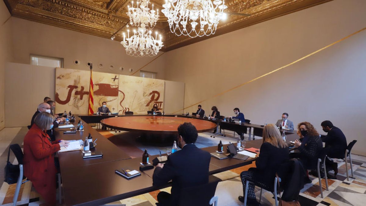 El Govern no descarta el confinament domiciliari i demana a l'Estat la capacitat total per decretar-lo