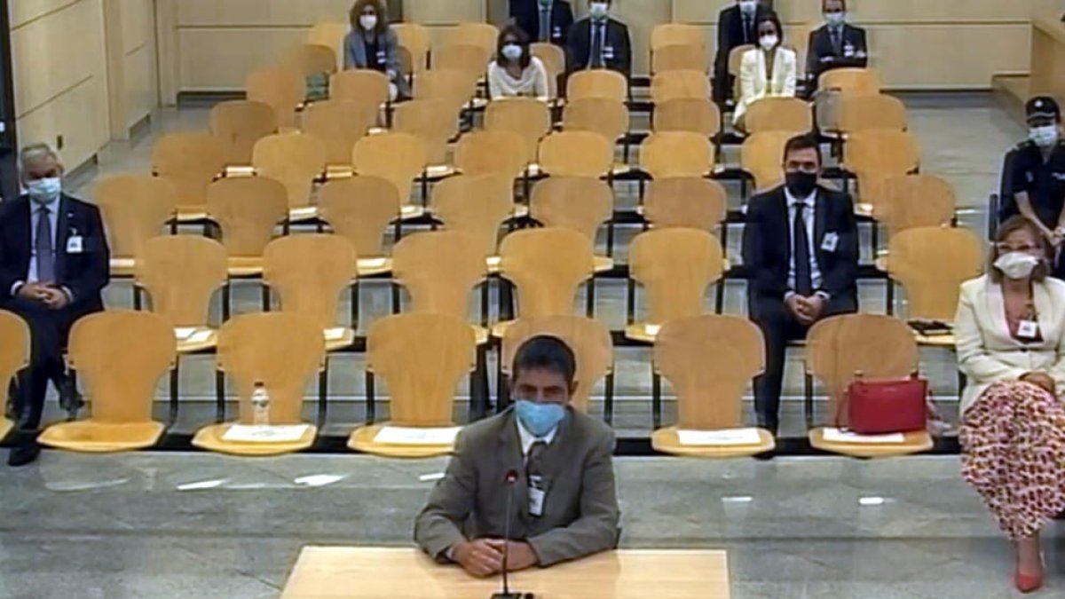 La fiscalia no recorrerà la sentència absolutòria de Trapero i l'excúpula d'Interior, que esdevé ferma