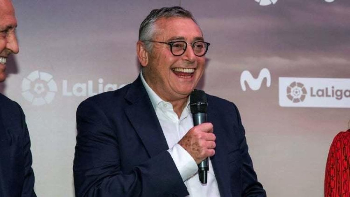 Muere Michael Robinson, mítico comentarista de fútbol y exjugador