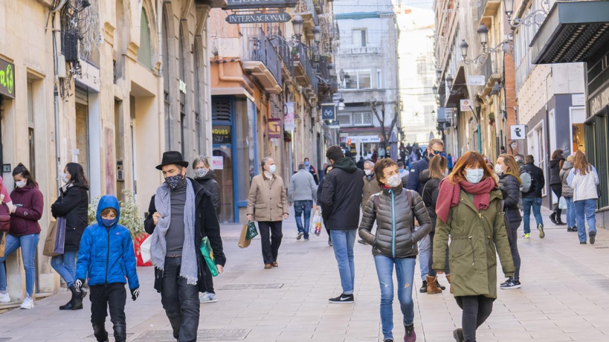 Impulsan un sistema de alerta de distancia interpersonal