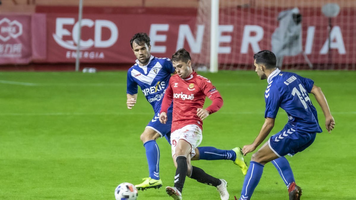 El mejor Fran Carbia está de vuelta cuando más lo necesita el Nàstic