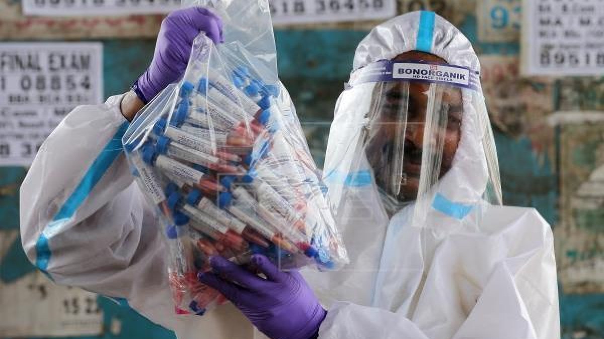 Entra en escena la «variante doble mutante» del coronavirus