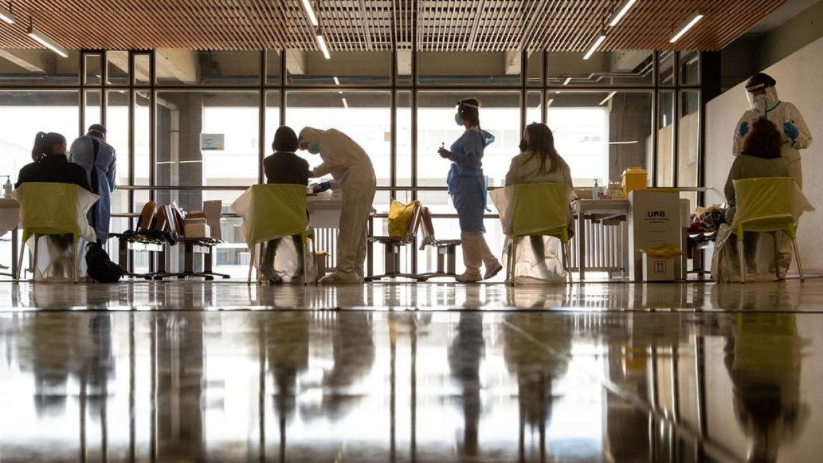 Extremadura detecta un caso de infección por la variante india del covid