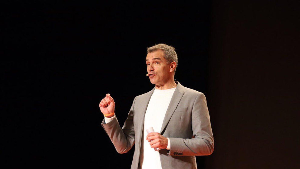 El PSOE impugna la candidatura de Ayuso argumentando que Toni Cantó no se empadronó dentro del plazo