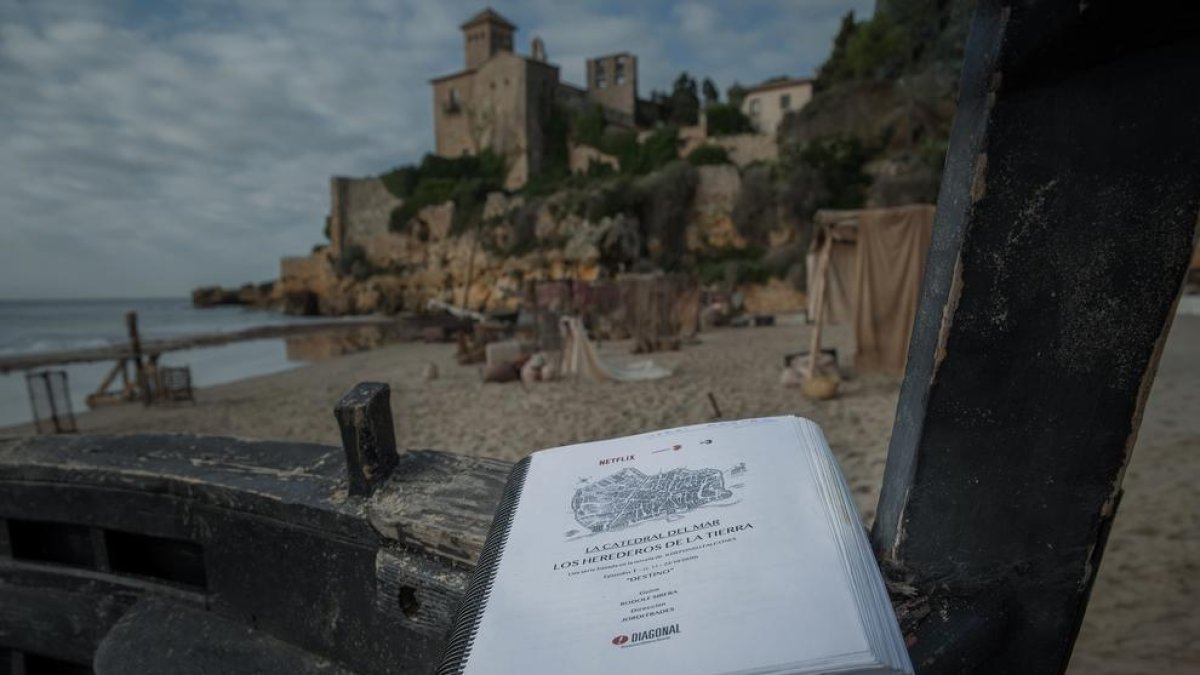 La playa de Tamarit, escenario de la serie 'Los herederos de la tierra'