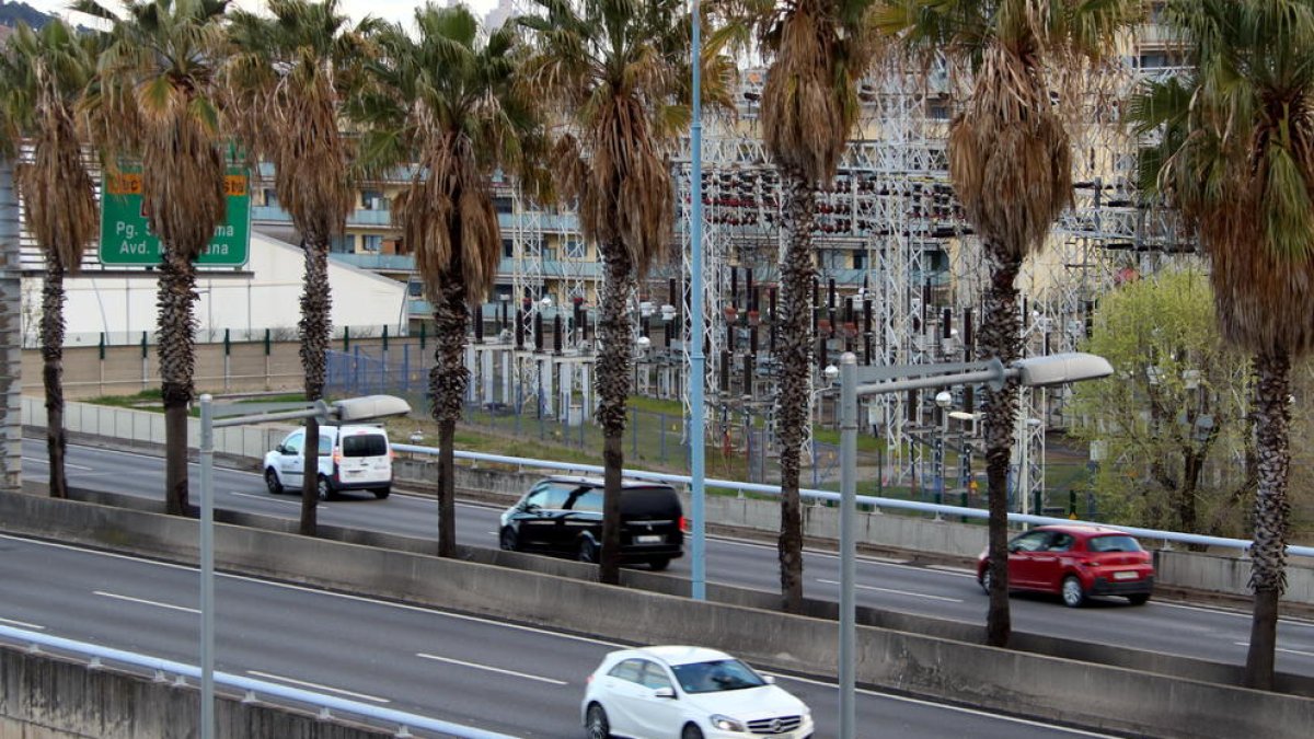 Las matriculaciones de turismos en Cataluña vuelven a crecer en marzo, pero se mantienen lejos de los niveles prepandemia