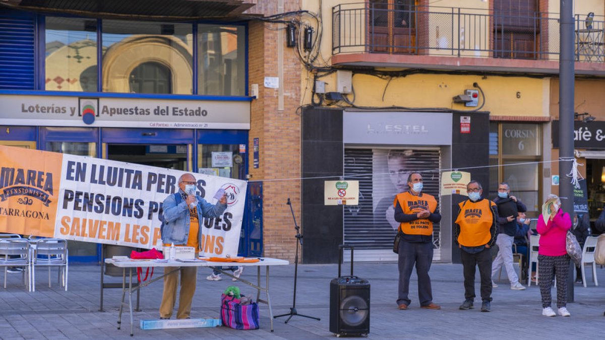 Marea Pensionista no afluixa en la seva petició de pensions dignes