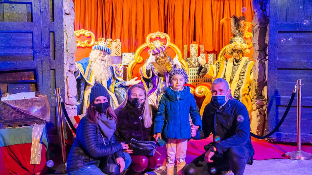 El Campament Reial de Salou captiva infants i adults