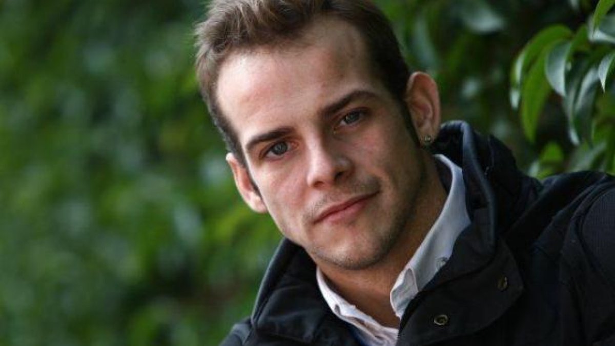 Muere en un accidente de moto el cantante Álex Casademunt, exconcursante de 'OT'