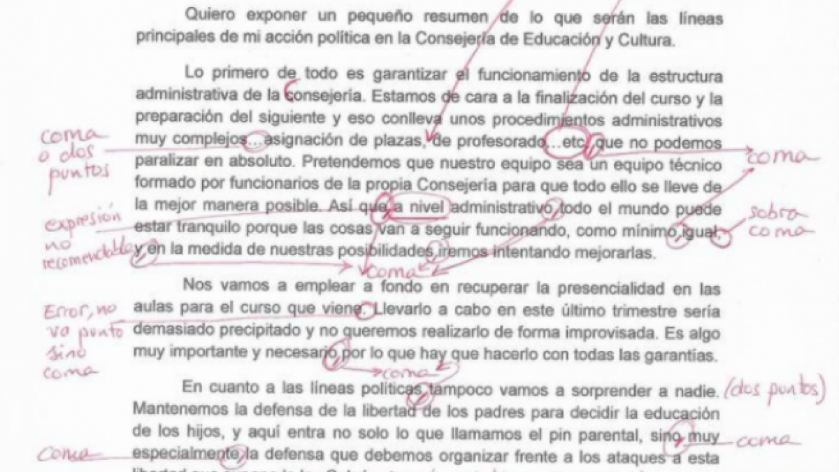 Un grupo de docentes corrige las faltas de la nueva consejera de Educación de Murcia, tránsfuga de Vox