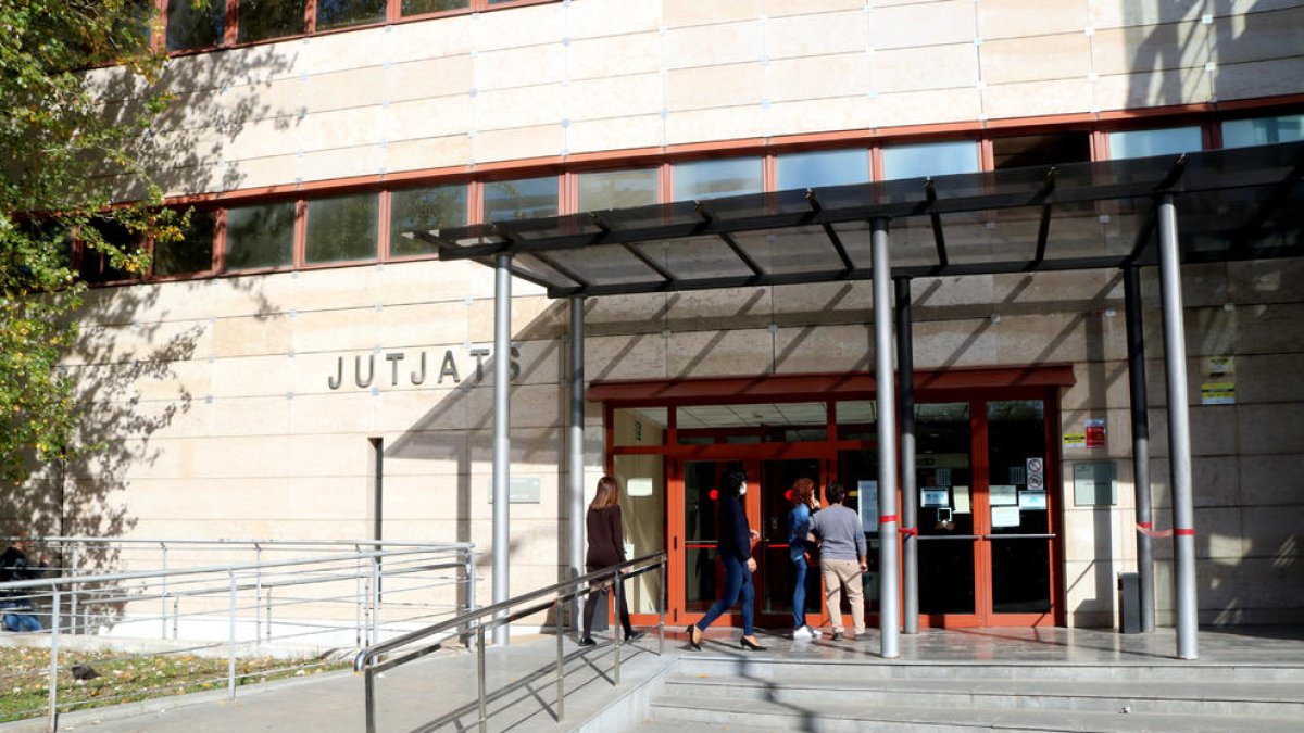 juzgados de Reus, juicio, acusado