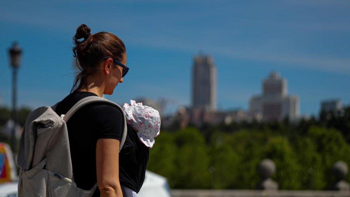La crisis de la covid hace caer la esperanza de vida, la natalidad y la migración en España