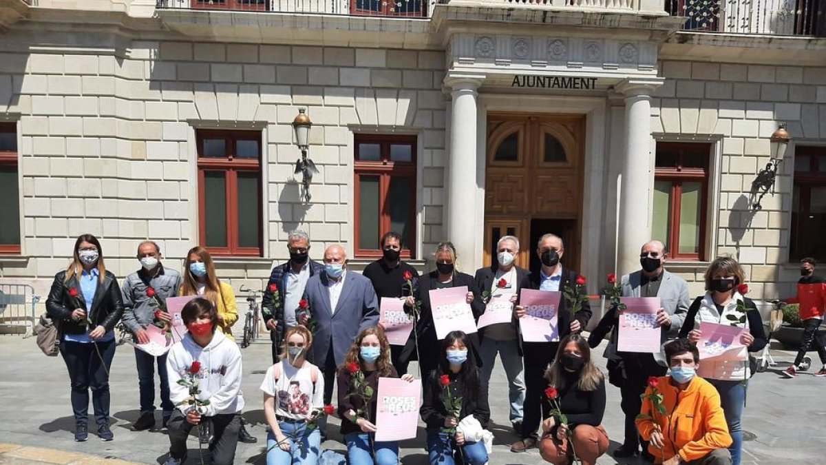 Las fachadas y las calles se llenarán de decoraciones florales y rosas para|por el proyecto 'Roses de Reus'
