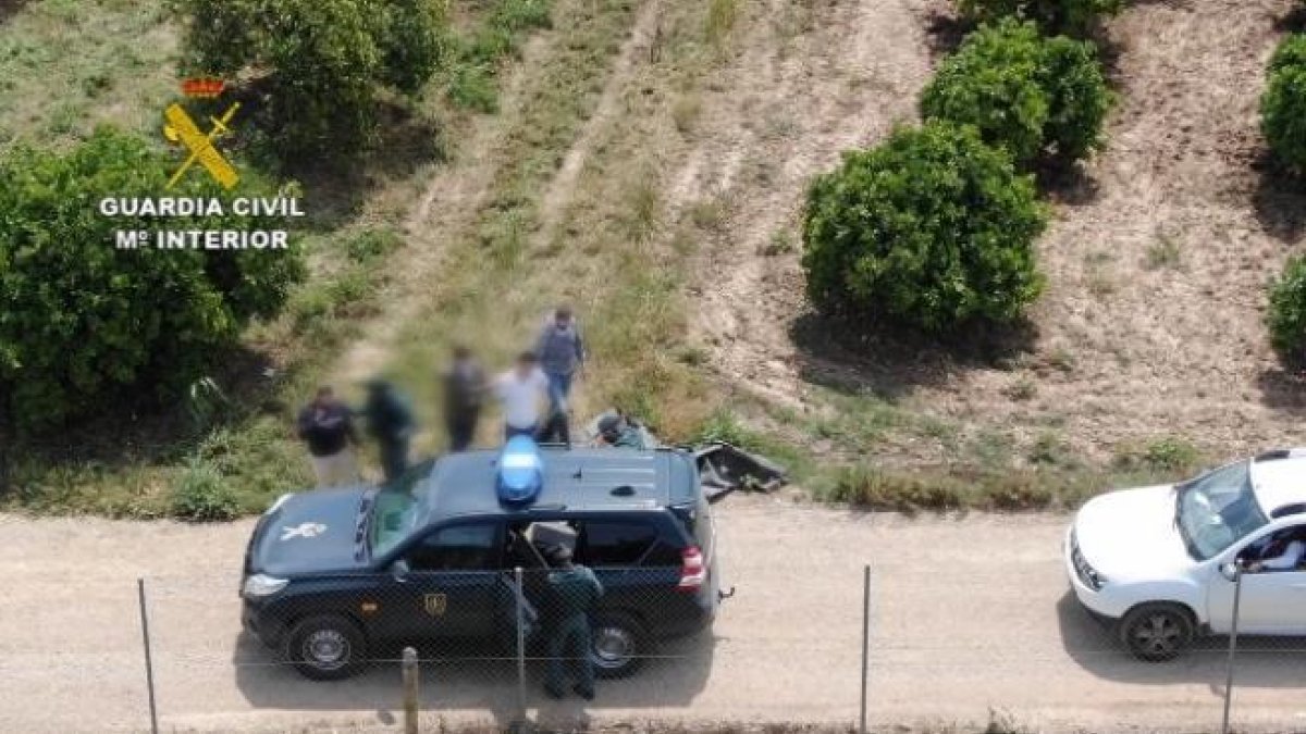 La Guardia Civil detiene en una comunión a un narcotraficante huido de la justicia