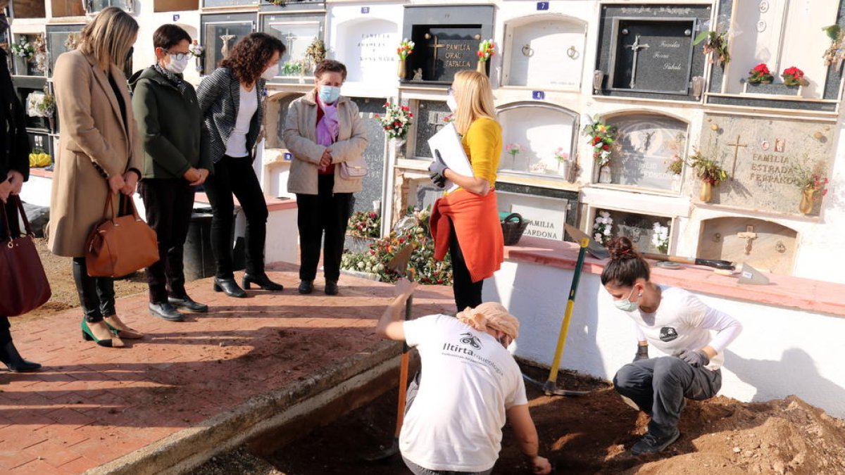Justícia busca los restos del maqui 'El Rubio' en el cementerio de los Reguers, en Tortosa