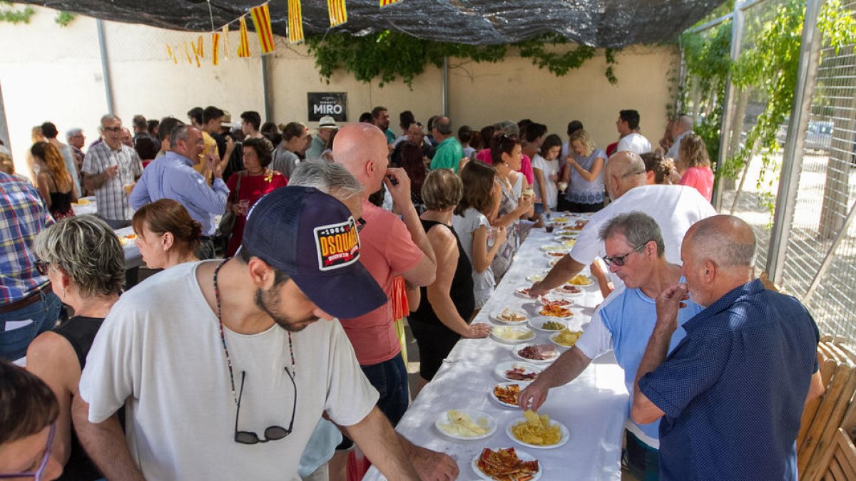 El Ayuntamiento de Reus aportará vajillas reutilizables para las fiestas de barrio