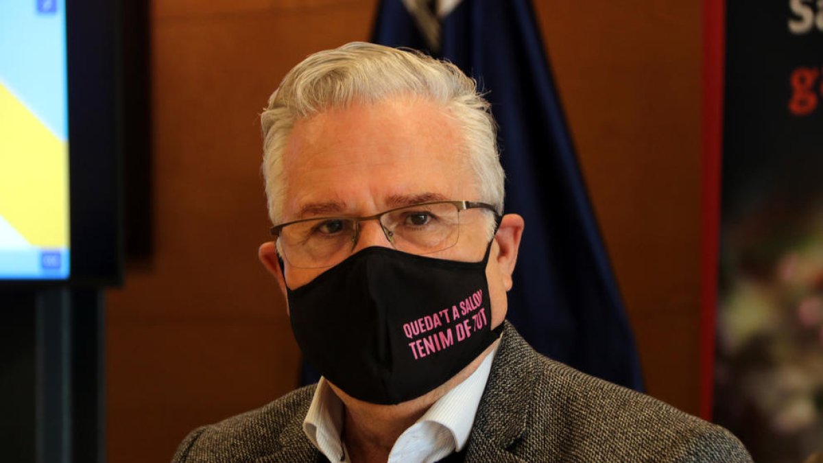 Granados defiende que los ayuntamientos puedan quedarse una parte del IVA perreforçar la infraestructura turística