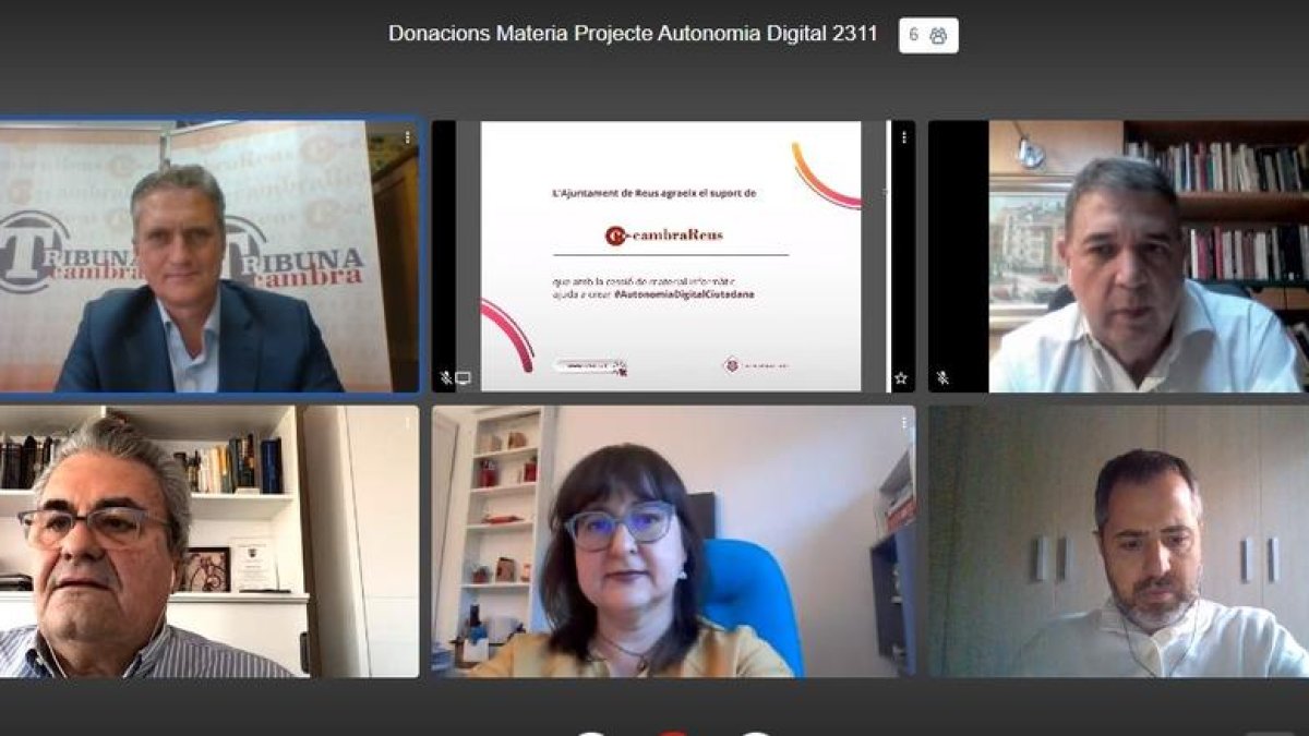 Empresas de Reus dan 200 ordenadores para reducir la brecha digital