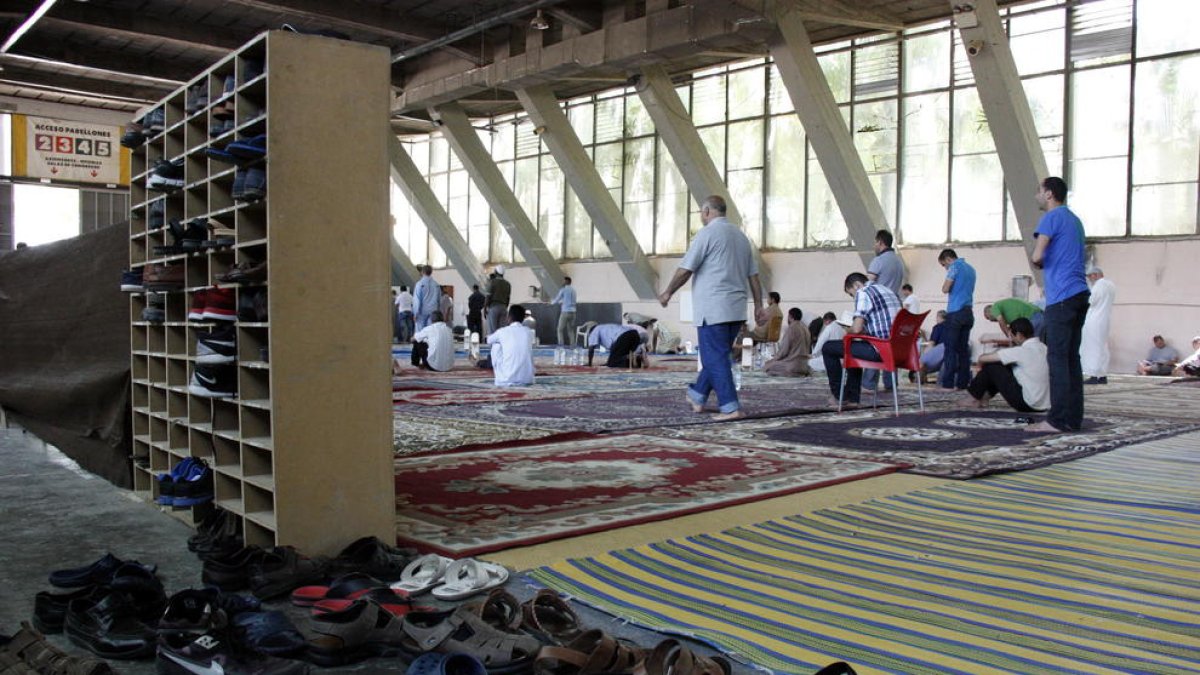Piden saltarse el toque de queda para poder hacer el Ramadán