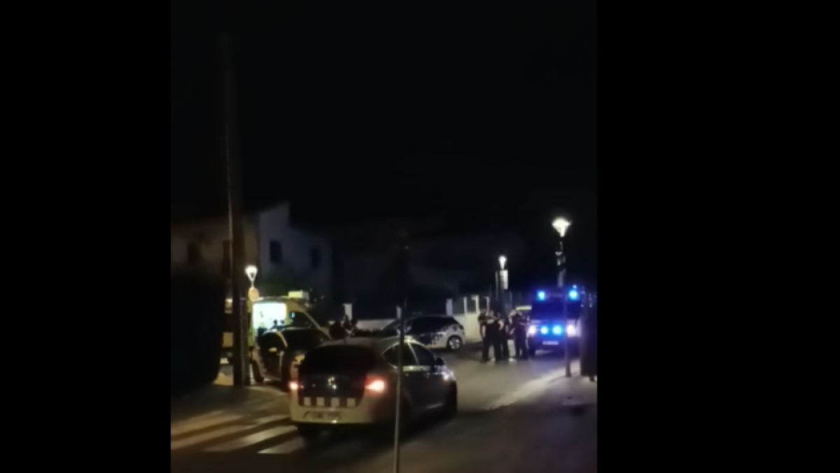 Una pelea multitudinaria deja a tres heridos en Segur de Calafell