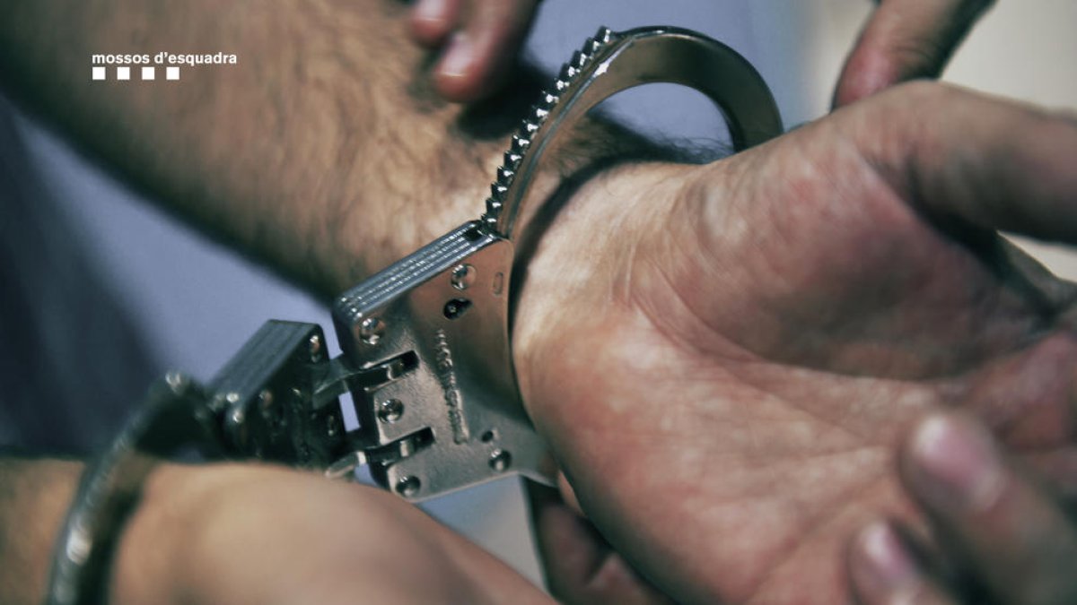 detenció, detingut, Mossos d'Esquadra