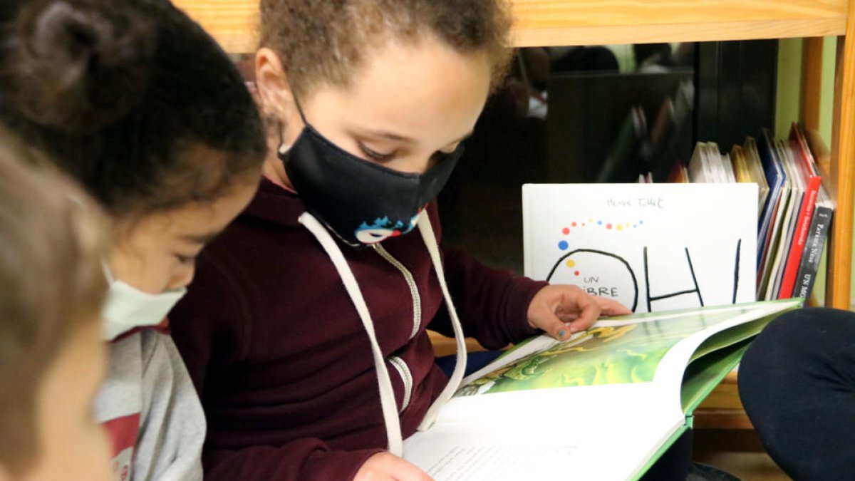 alumna, curs escolar, classe, mascareta, pandèmia, coronavirus, classe, covid-19