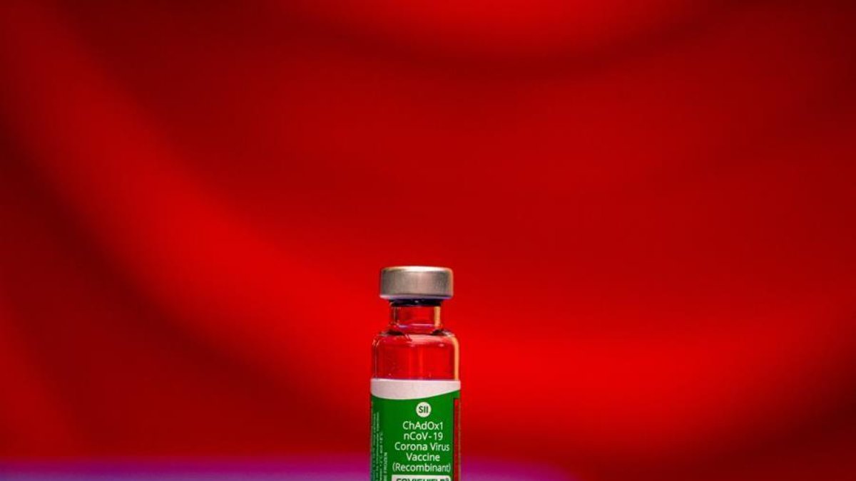 España pondrá las primeras dosis de AstraZeneca en los sanitarios que no están en primera línea