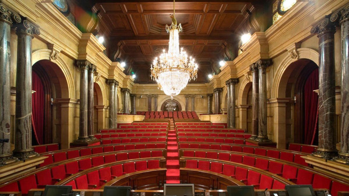 Los 18 diputados que representarán Tarragona en el Parlamento