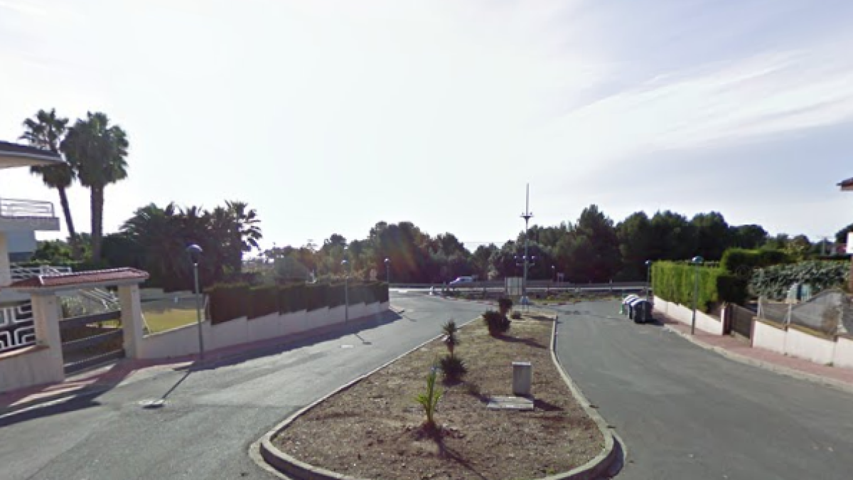 La reforma de la plaza de la Cruz del Sur se hará dentro de un mes y medio