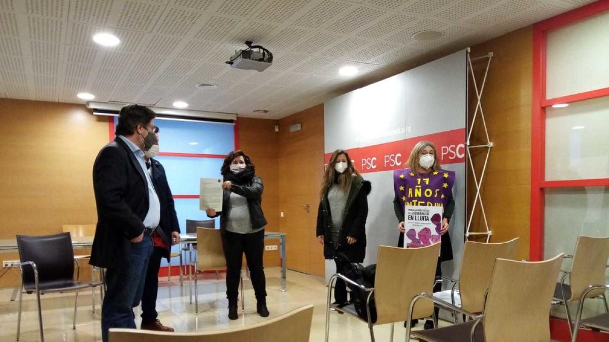 La PIC reclama al PSC que compleixi la llei que obliga a fer fix el personal del sector públic amb contractes de llarga durada