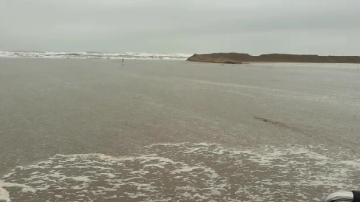 El temporal provoca un nou trencament de la barra del Trabucador