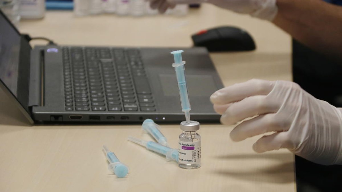 dosis, vacuna, AstraZeneca, pandemia, coronavirus, covid-19