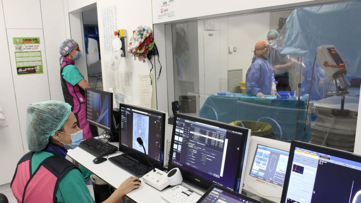 Los hospitales del ICS ponen en marcha una nueva herramienta para acceder a la historia clínica del paciente «con un solo clic»