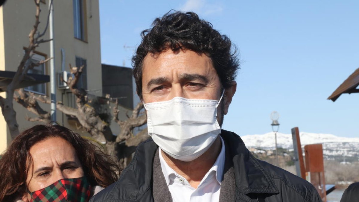 Calvet lamenta la «falta de mantenimiento» de Adif en la red a raíz de los cortes en Tarragona por|para la nieve