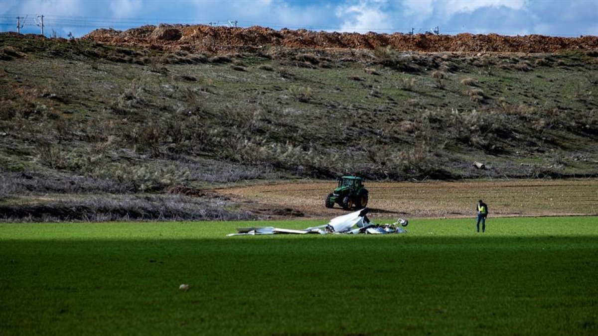 Dos morts en estavellar-se l'avioneta en què viatjaven prop de l'aeròdrom d'Algodor, a Toledo