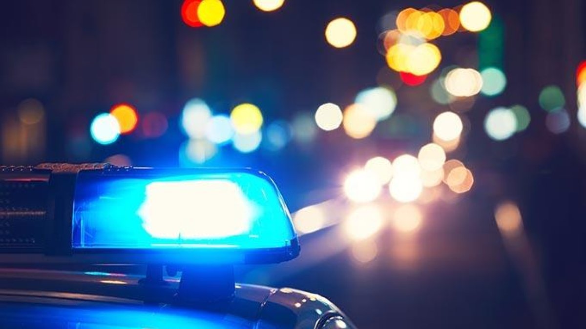 Detenido por hacerse pasar por policía y circular a gran velocidad por Salou