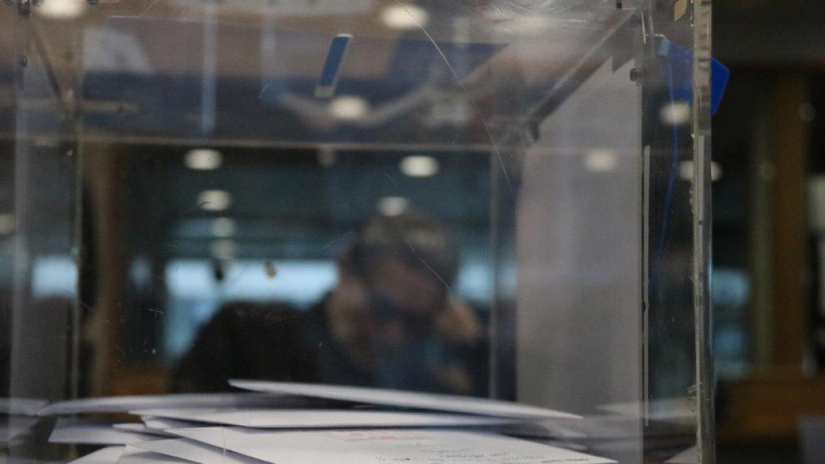 14-F, urna, sobras, elecciones, boletos, votos