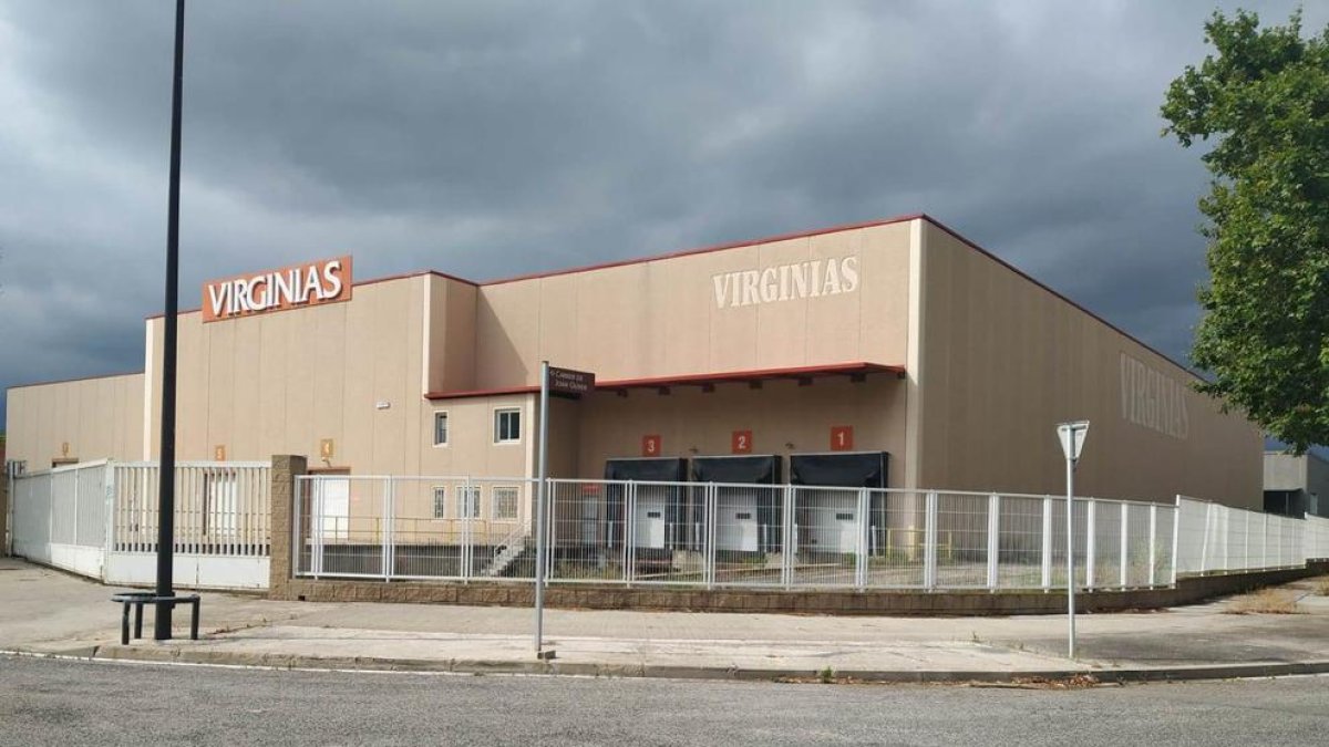 La Almendrina compra la nave de turrones y chocolates Virginias de Reus