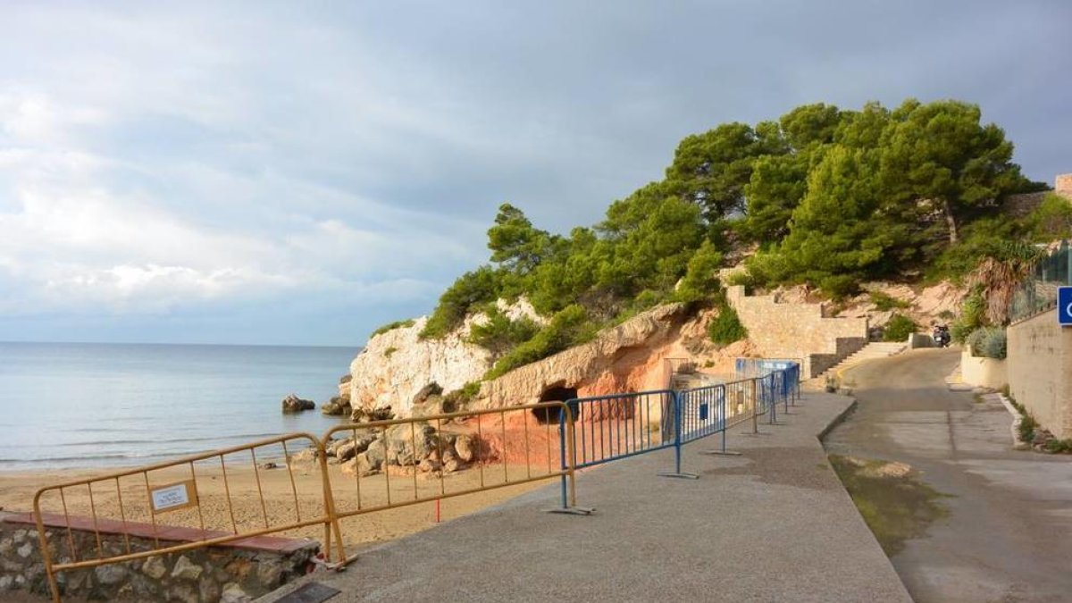 La obra de canalización de pluviales en Cala Fuente en Salou, a punto de finalizar