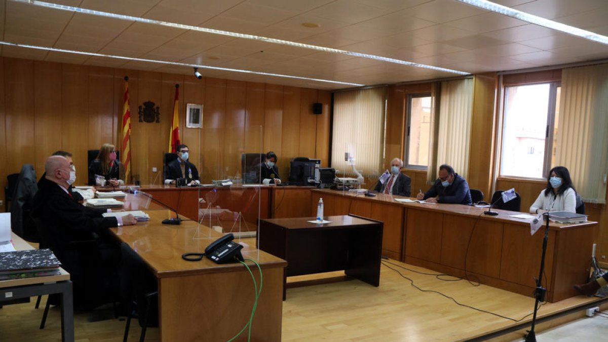 Les acusacions demanen presó per a quatre presumptes segrestadors de dos homes a Reus