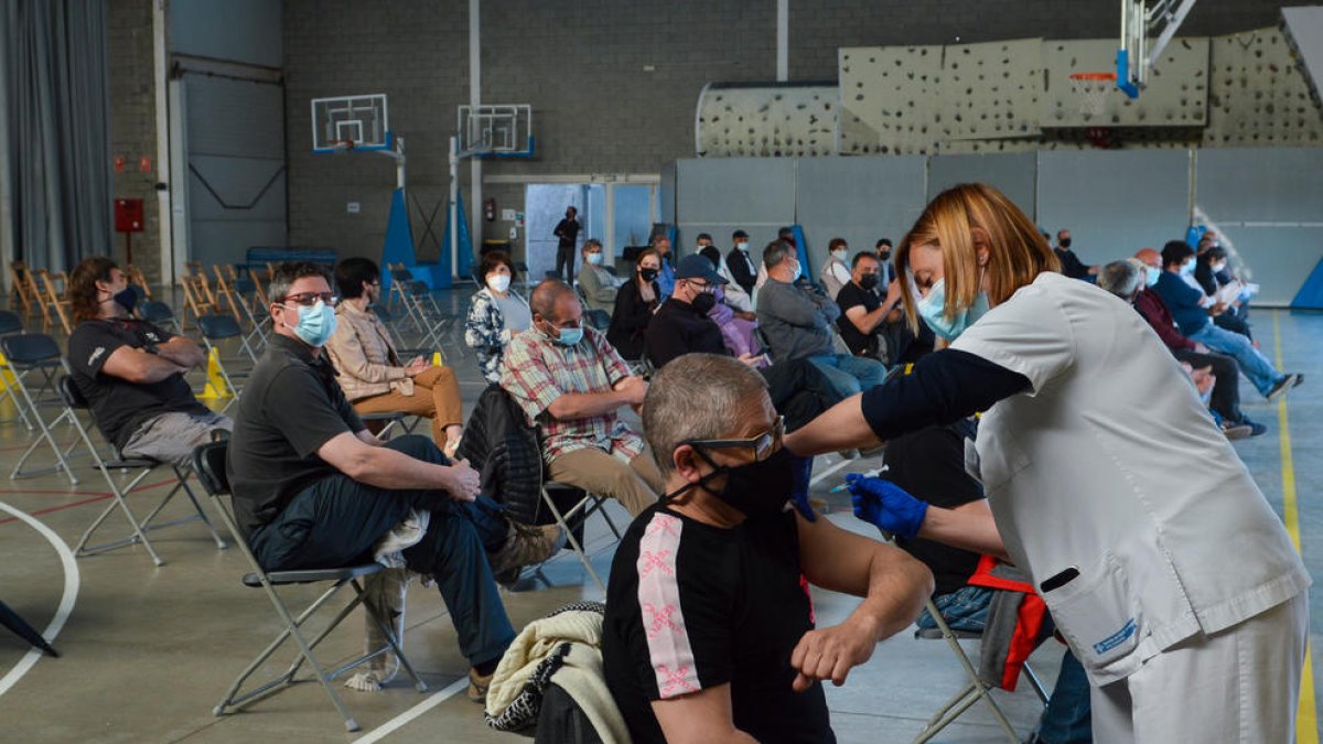 España registra 4.427 nuevos infectados de covid-19 y 23 defunciones más desde el martes