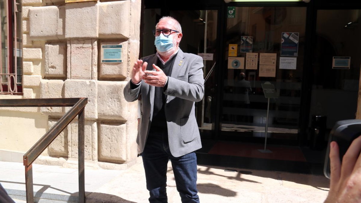 El juicio contra el alcalde de Roquetes para el 1-O se reanudará finalmente este jueves