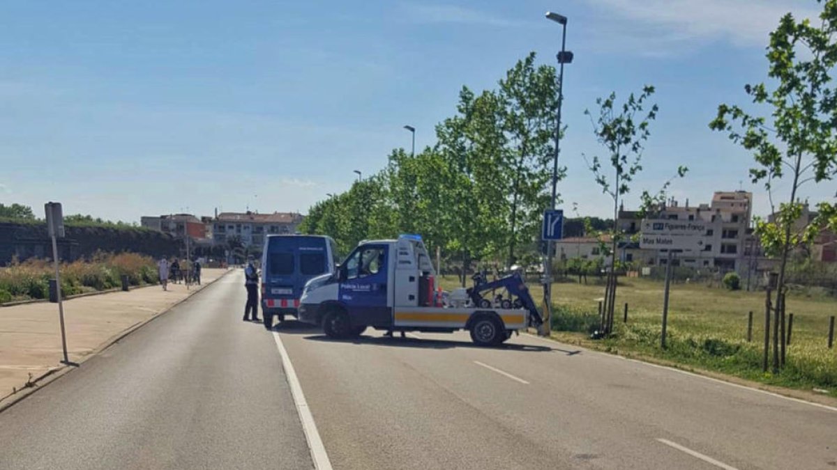 El jutjat deixa en llibertat el conductor begut que va matar un matrimoni a un pas de vianants a Roses